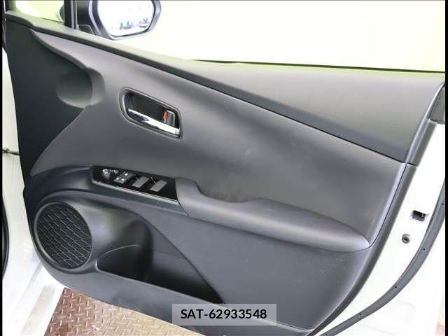 Toyota PRIUS 2020-09 3383776-21