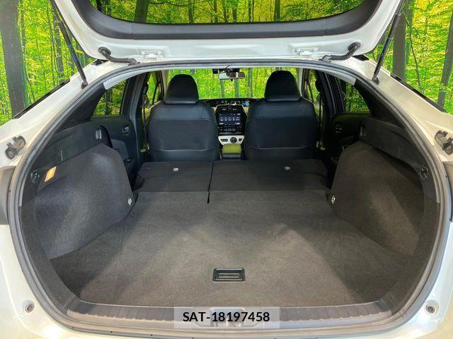 Toyota PRIUS 2018-01 3774469-9