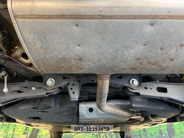 Toyota PRIUS 2018-01 3774469-18