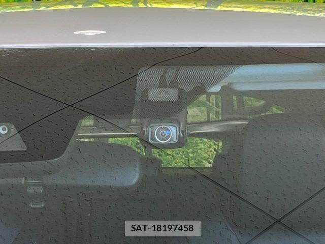 Toyota PRIUS 2018-01 3774469-6