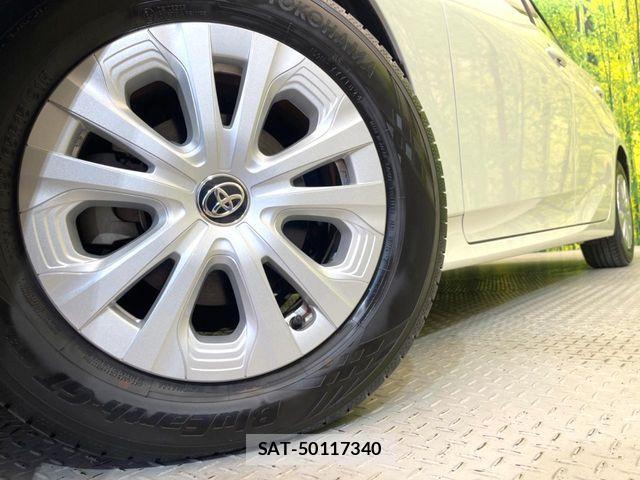 Toyota PRIUS 2019-09 3908914-12