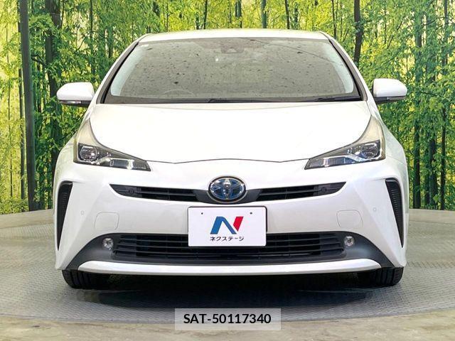 Toyota PRIUS 2019-09 3908914-13