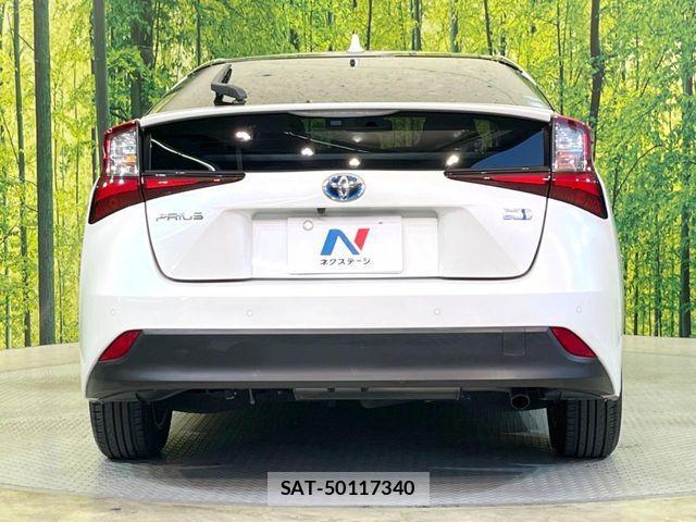 Toyota PRIUS 2019-09 3908914-14