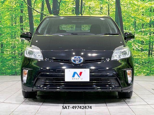 Toyota PRIUS 2015-02 4047462-13