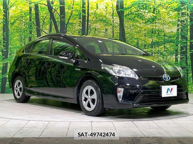 Toyota PRIUS 2015-02 4047462-15