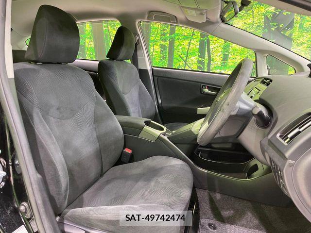 Toyota PRIUS 2015-02 4047462-7