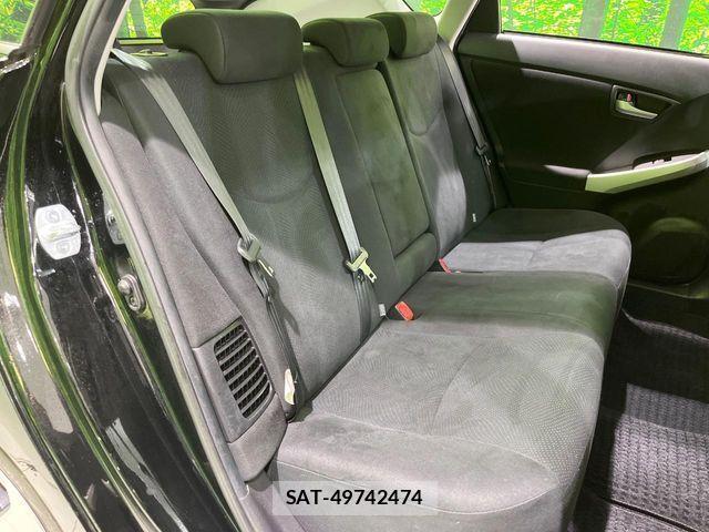 Toyota PRIUS 2015-02 4047462-8