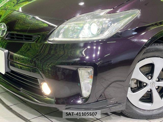 Toyota PRIUS 2015-03 4047486-11