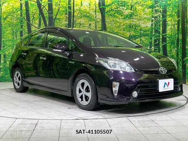 Toyota PRIUS 2015-03 4047486-15