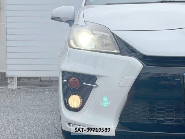 Toyota PRIUS 2013-05 4243003-11