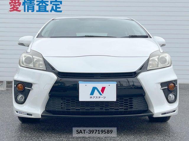 Toyota PRIUS 2013-05 4243003-13