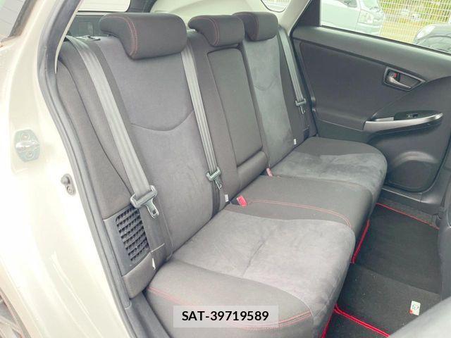 Toyota PRIUS 2013-05 4243003-8