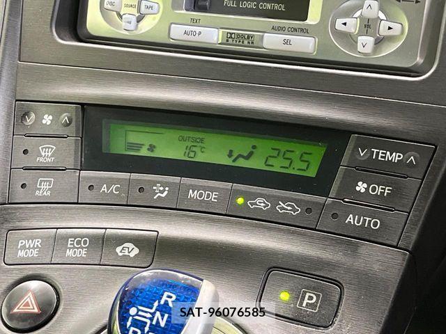 Toyota PRIUS 2009-12 4242996-6