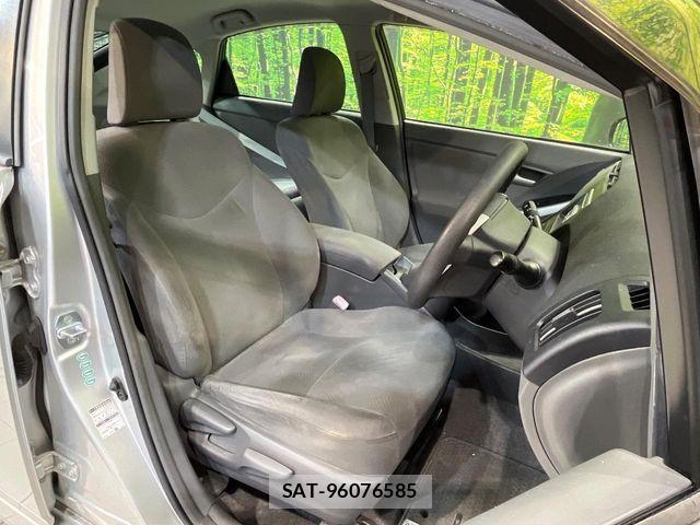 Toyota PRIUS 2009-12 4242996-7