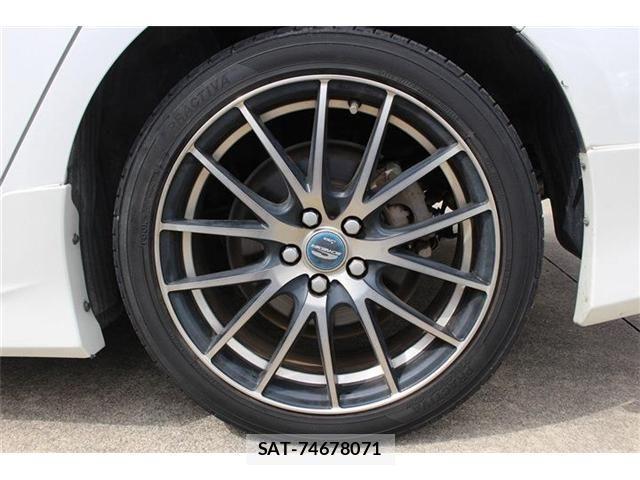 Toyota PRIUS 2016-12 4372377-17