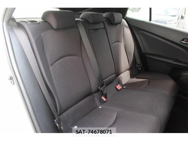 Toyota PRIUS 2016-12 4372377-26