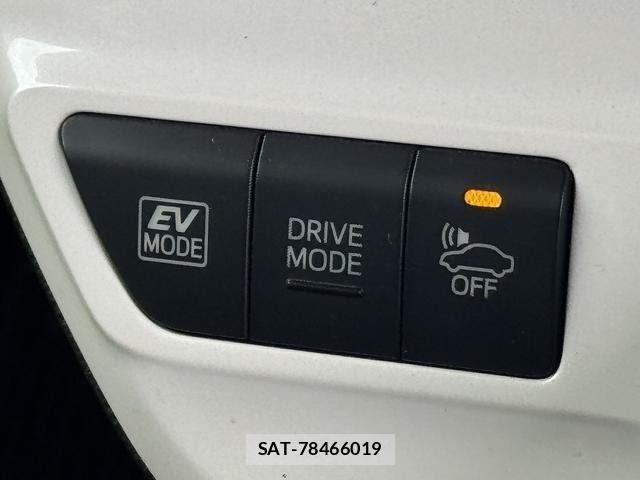 Toyota PRIUS 2016-11 4423284-22