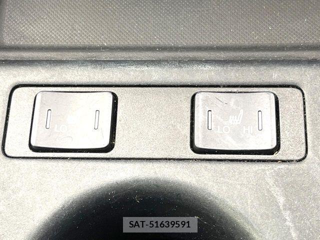 Toyota PRIUS 2020-06 4599520-6