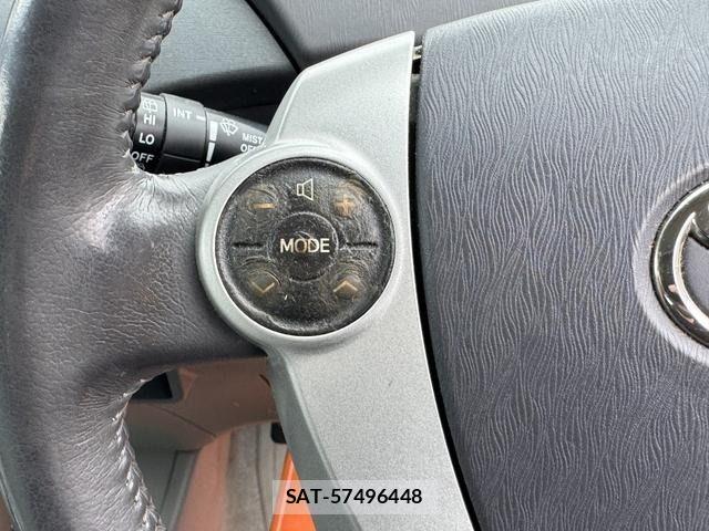 Toyota PRIUS 2011-06 4599657-14