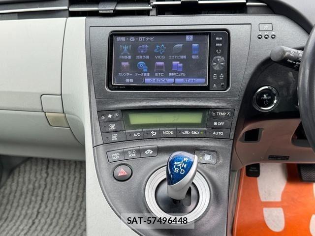 Toyota PRIUS 2011-06 4599657-19