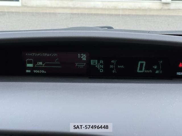 Toyota PRIUS 2011-06 4599657-25