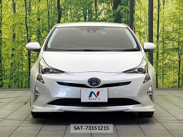Toyota PRIUS 2017-03 4599544-13