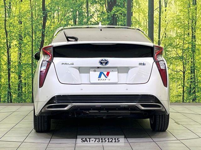 Toyota PRIUS 2017-03 4599544-14