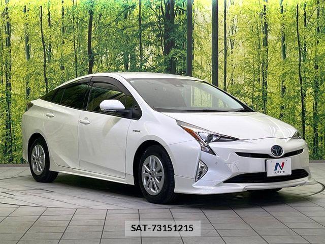 Toyota PRIUS 2017-03 4599544-15