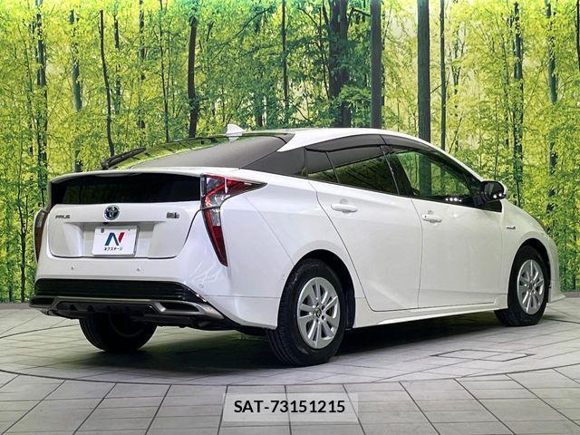 Toyota PRIUS 2017-03 4599544-16