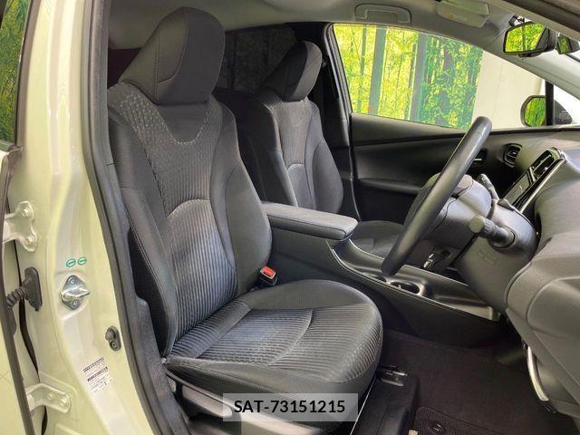 Toyota PRIUS 2017-03 4599544-7
