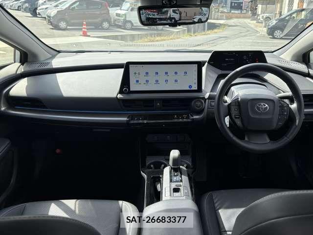 Toyota PRIUS 2023-05 4599480-13