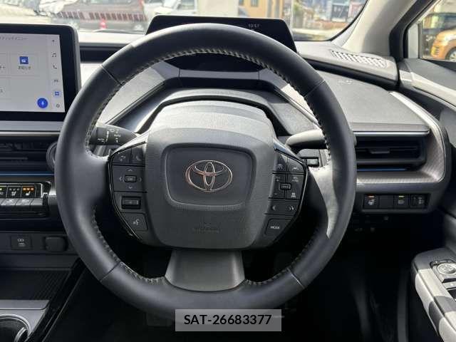Toyota PRIUS 2023-05 4599480-14