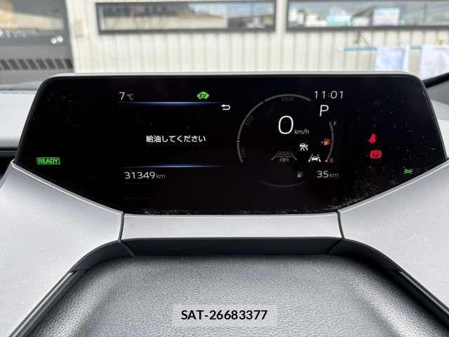 Toyota PRIUS 2023-05 4599480-17