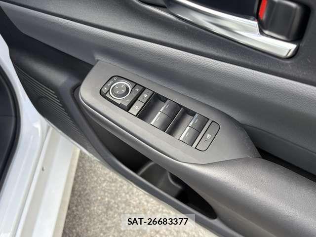 Toyota PRIUS 2023-05 4599480-19
