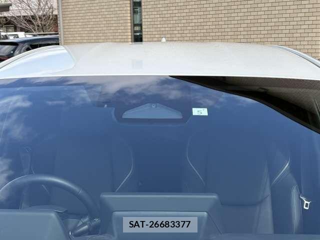 Toyota PRIUS 2023-05 4599480-3