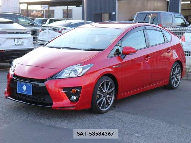 Toyota PRIUS 2015-05 4599639-1