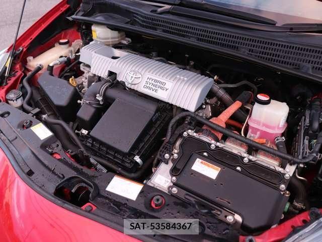 Toyota PRIUS 2015-05 4599639-19
