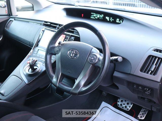 Toyota PRIUS 2015-05 4599639-22