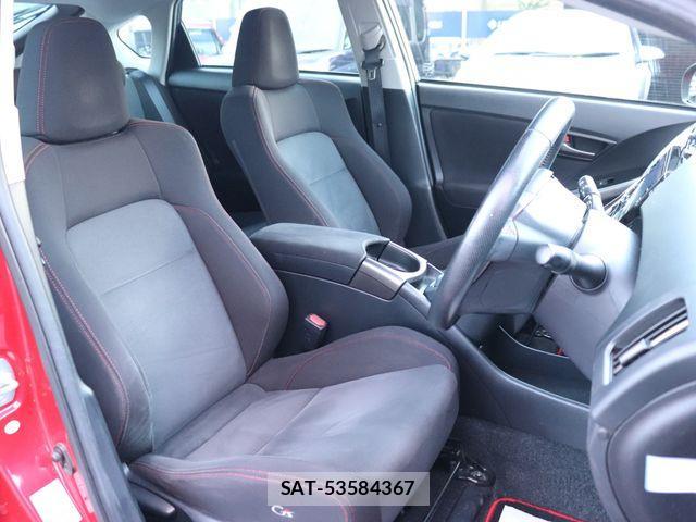 Toyota PRIUS 2015-05 4599639-24