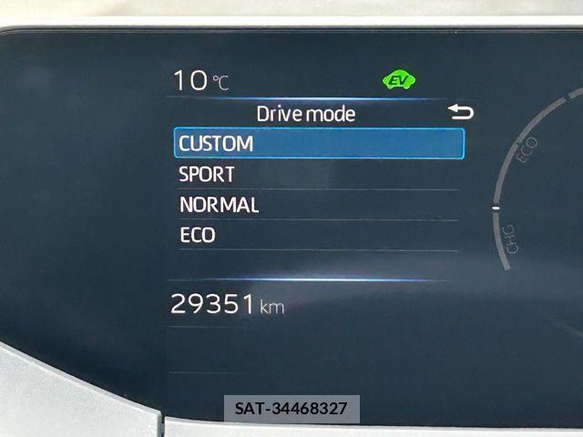 Toyota PRIUS 2023-03 4640422-12