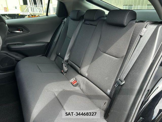 Toyota PRIUS 2023-03 4640422-23