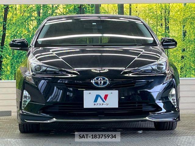 Toyota PRIUS 2017-02 4640436-13