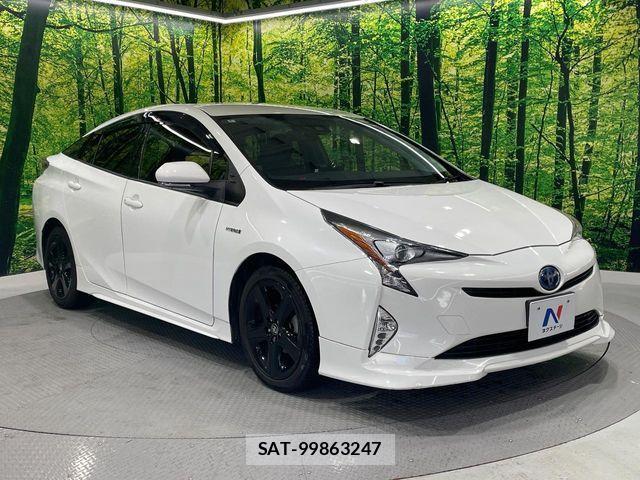 Toyota PRIUS 2016-06 4756974-16