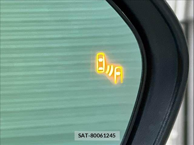 Toyota PRIUS 2016-02 4756979-3