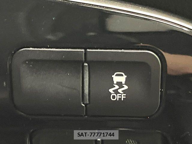 Toyota PRIUS 2021-07 4756907-9
