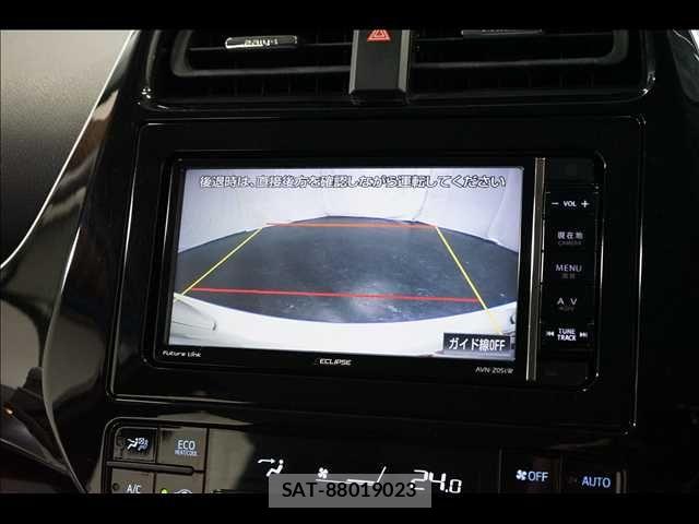 Toyota PRIUS 2016-09 4977595-4