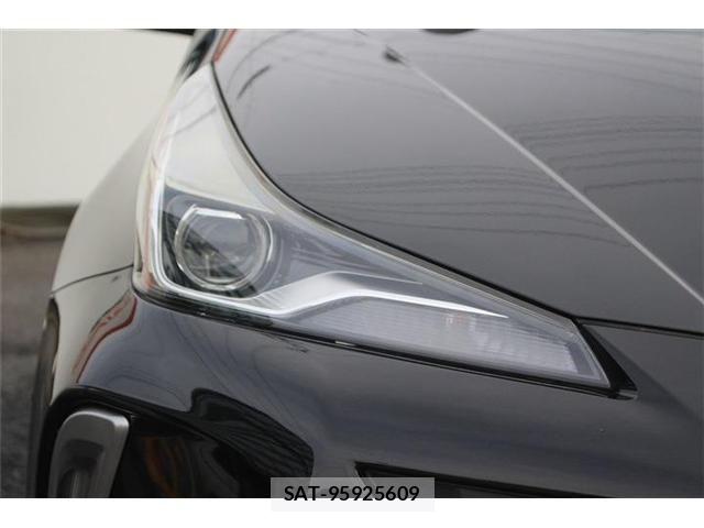 Toyota PRIUS 2019-02 4977490-9
