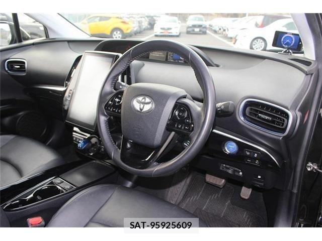 Toyota PRIUS 2019-02 4977490-25