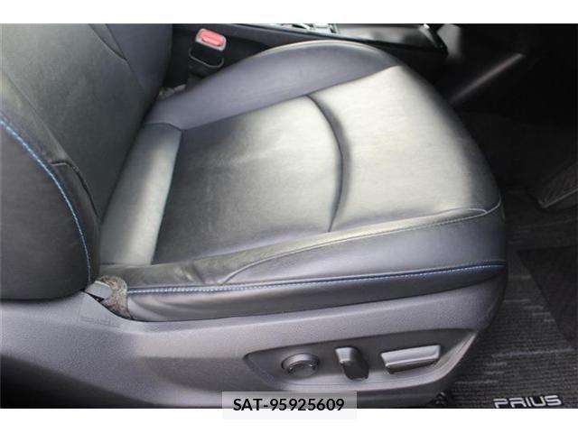 Toyota PRIUS 2019-02 4977490-27
