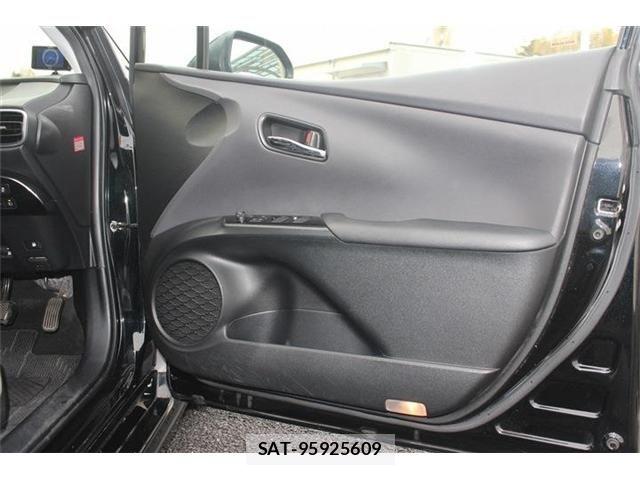 Toyota PRIUS 2019-02 4977490-28